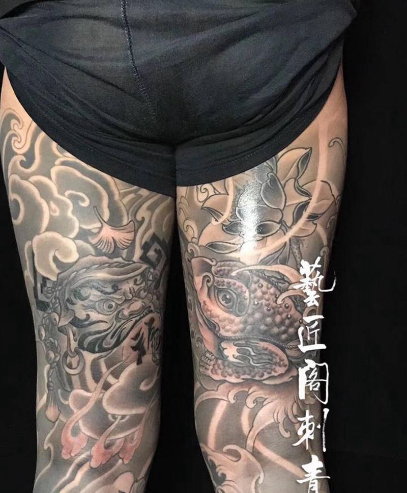 达摩与金蟾纹身图片_腿部新传统纹身图案