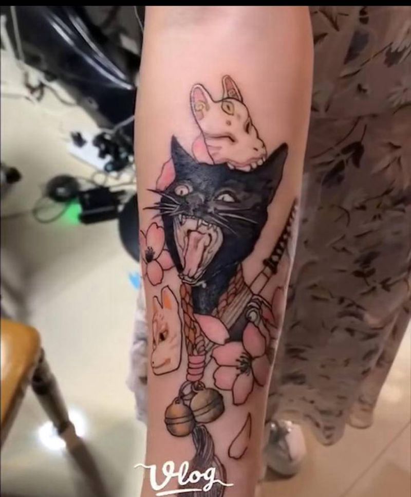 猫纹身图片_手臂纹身图案