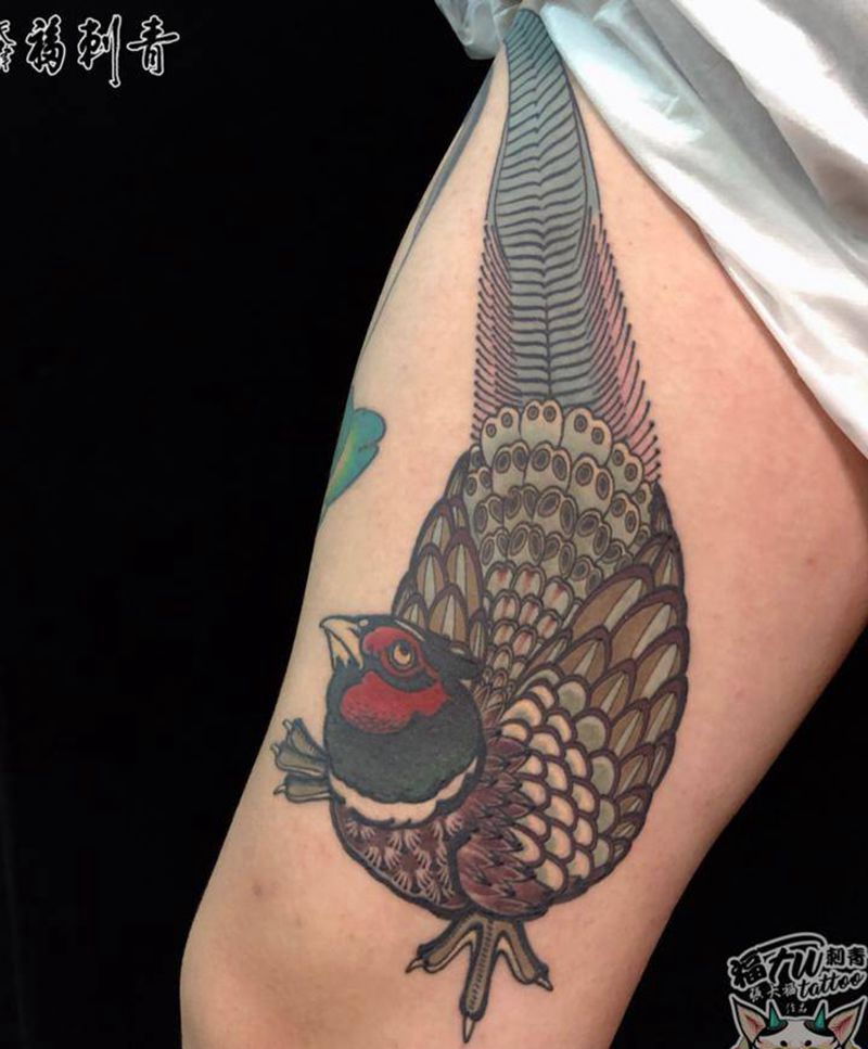 原创稚鸡纹身图片_腿部老传统稚鸡彩色原创纹身图案