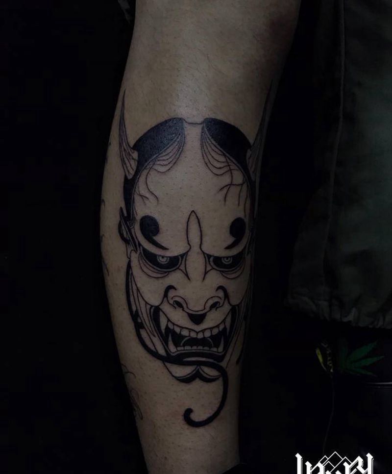 般若纹身图片_腿部纹身图案