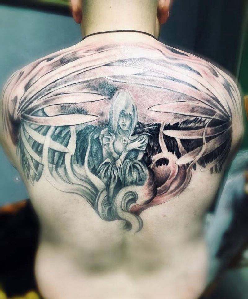 半背天使完成纹身图片_背部纹身图案