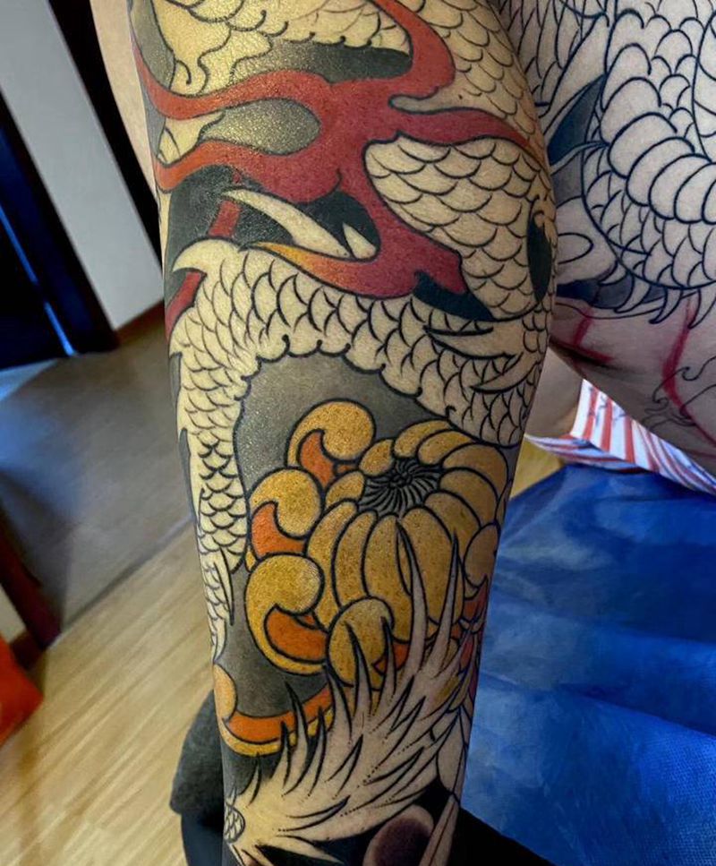 包腿龙未完成纹身图片_腿部纹身图案