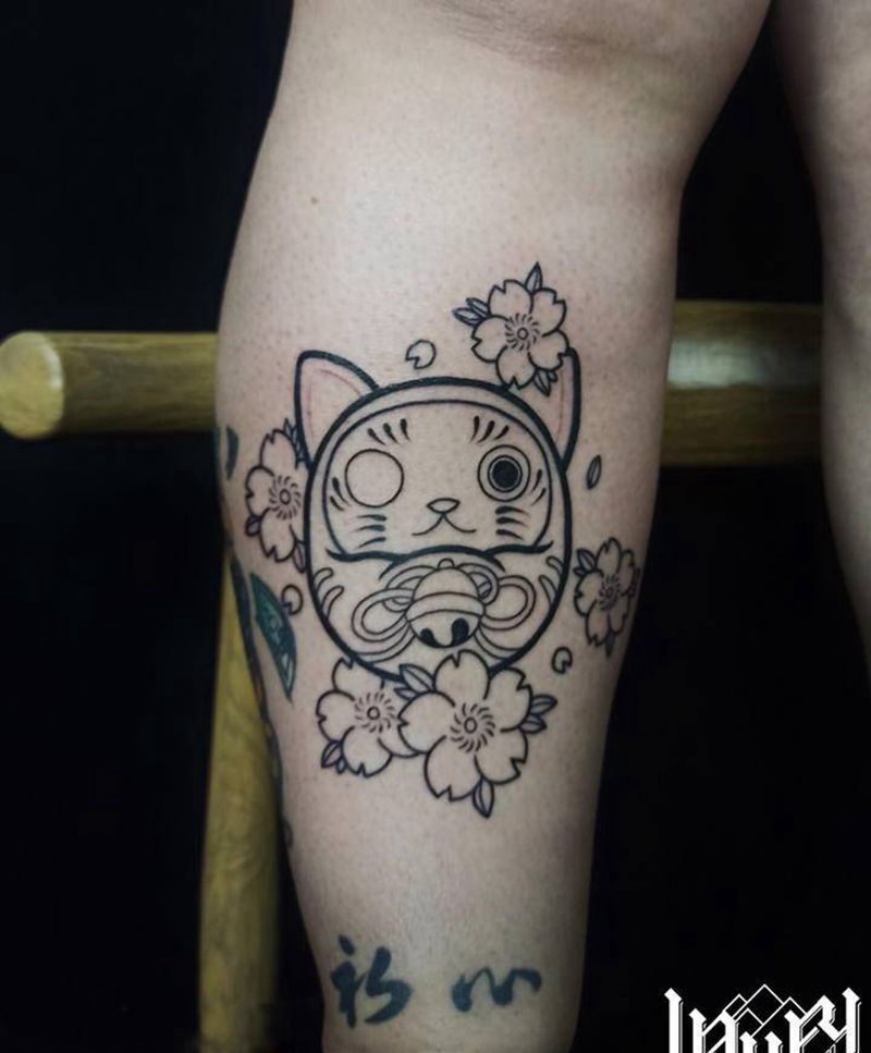 日式卡通招财猫 割线纹身图片_腿部卡通日式纹身图案