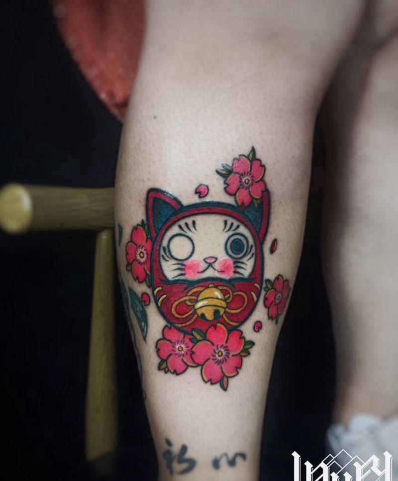 日式卡通招财猫纹身图片_腿部卡通日式纹身图案