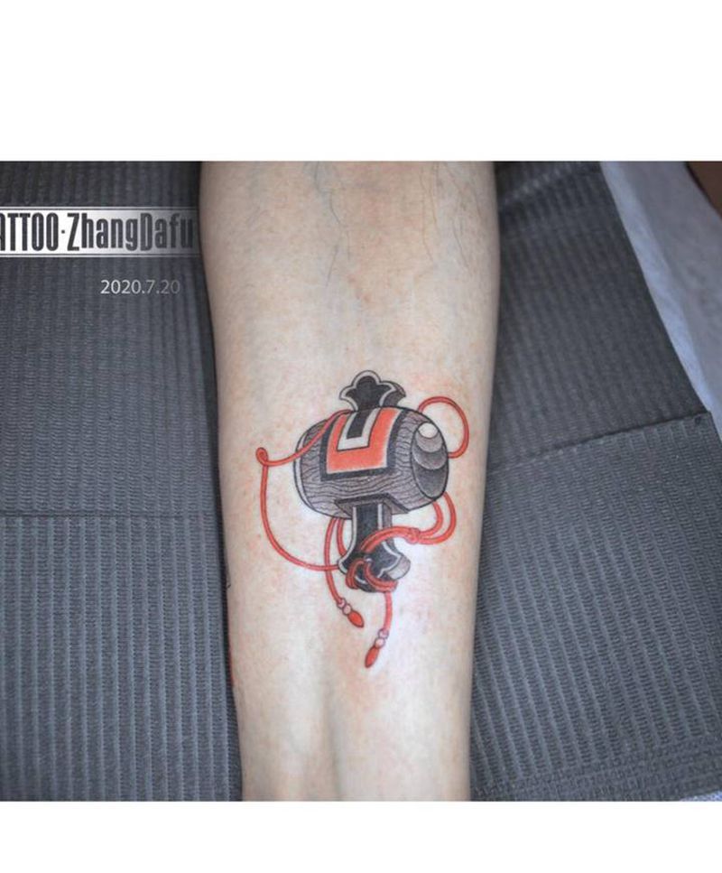 福锤纹身图片_腿部老传统日式小清新福锤小图纹身图案