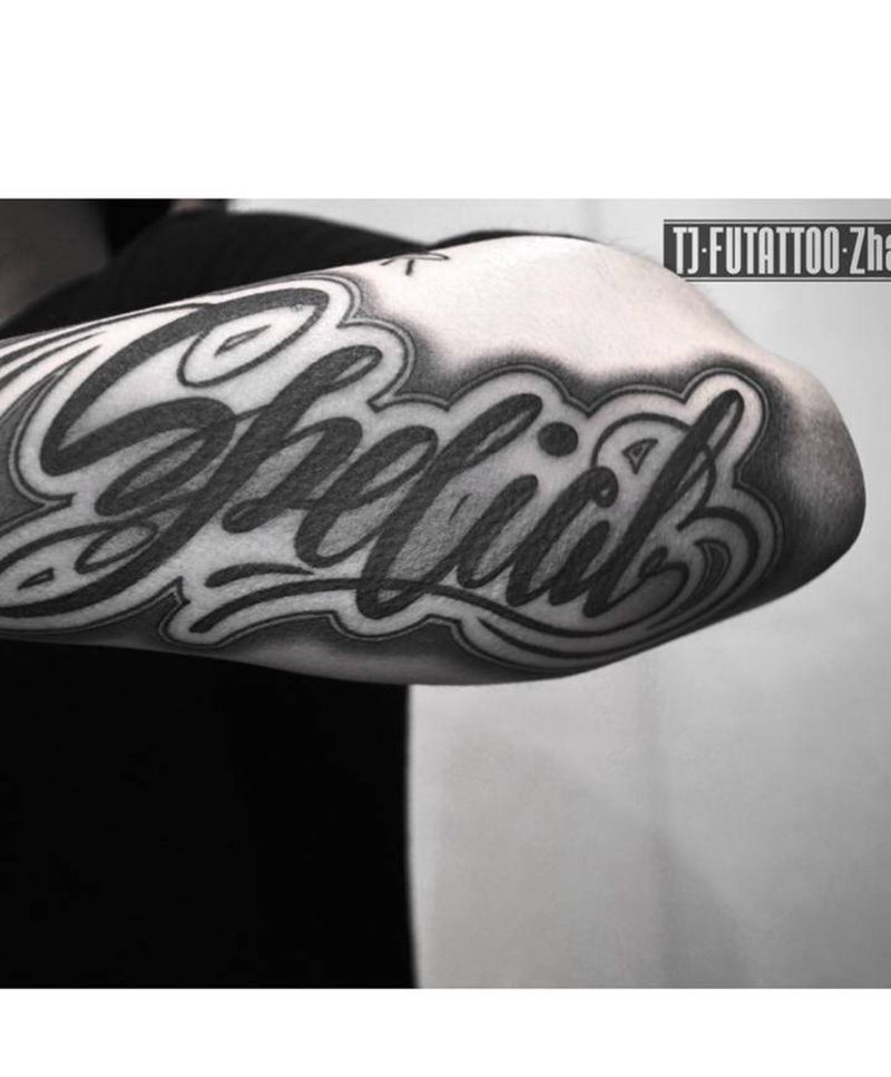 原创  花体字纹身图片_手臂花体字Black花体原创纹身图案