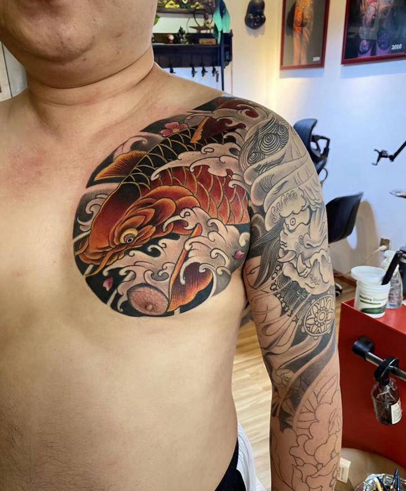 半甲纹身图片_臀部手臂新传统纹身图案