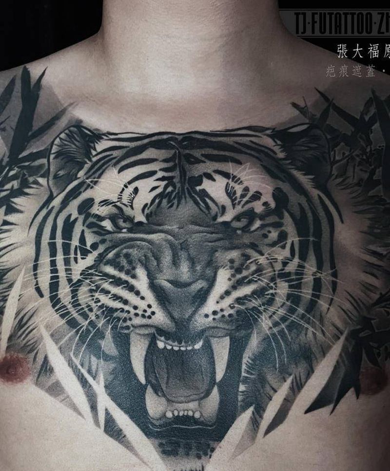 原创 花胸纹身图片_胸部新传统老虎竹子黑灰纹身图案