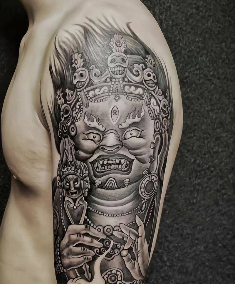 大天黑纹身图片_手臂新传统纹身图案