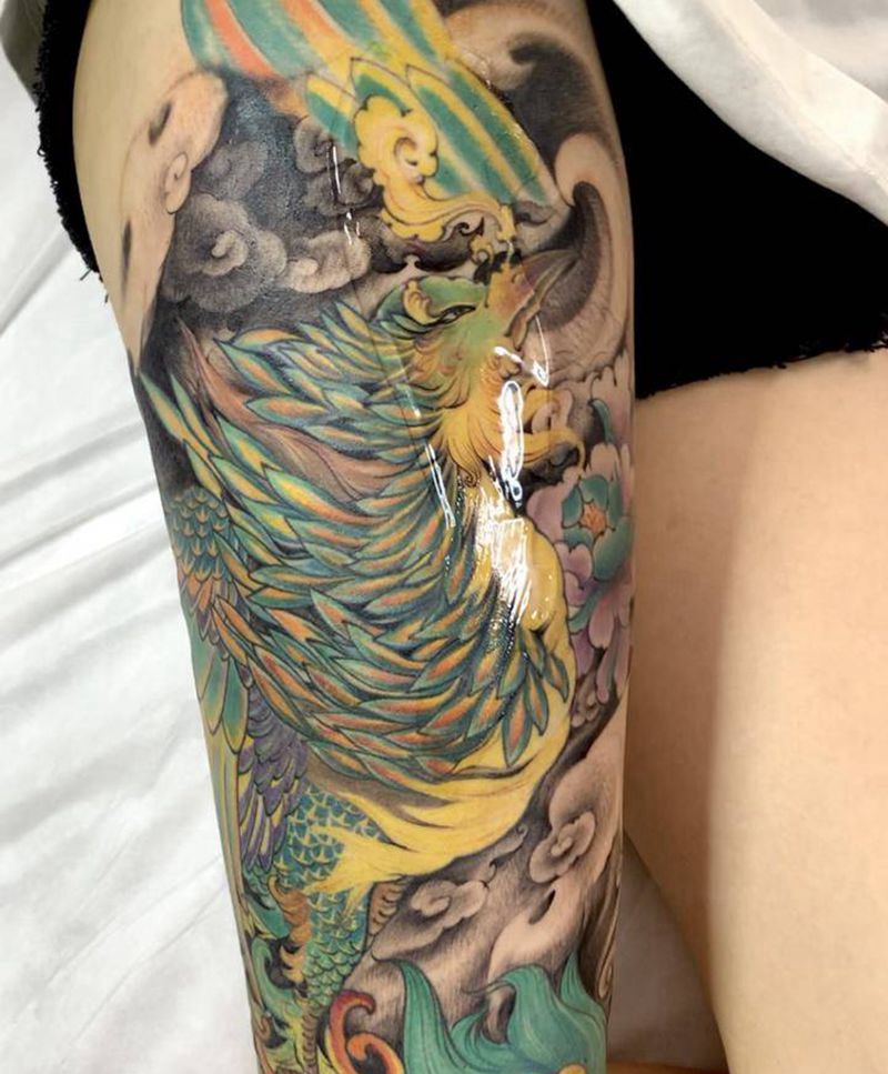 凤凰花腿纹身图片_腿部新传统纹身图案