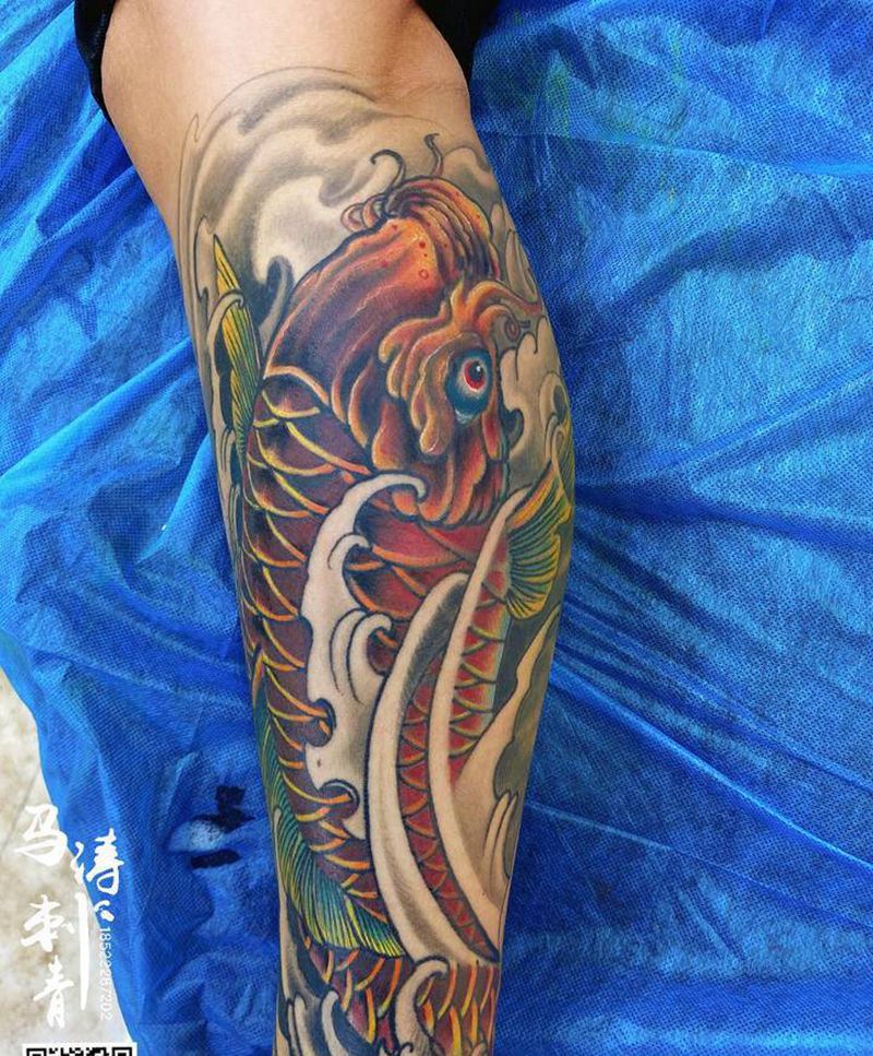 鱼纹身图片_腿部新传统纹身图案