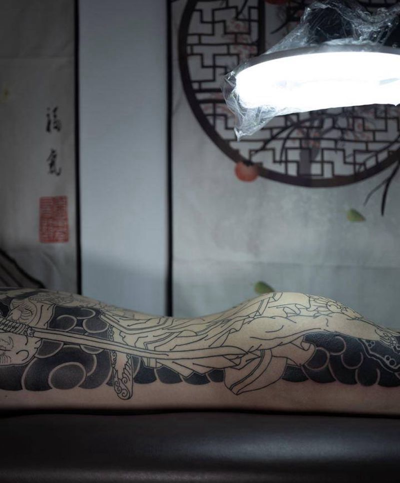 日式史进纹身图片_背部老传统纹身图案