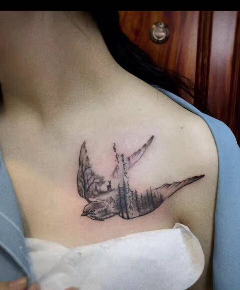 燕子纹身图片_成品颈部胸部欧美清新写实植物动物纹身图案