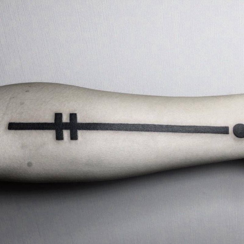 极简黑白纹身图片_手臂几何纹身图案