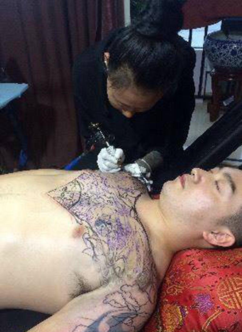 花胸覆盖失败纹身纹身图片_