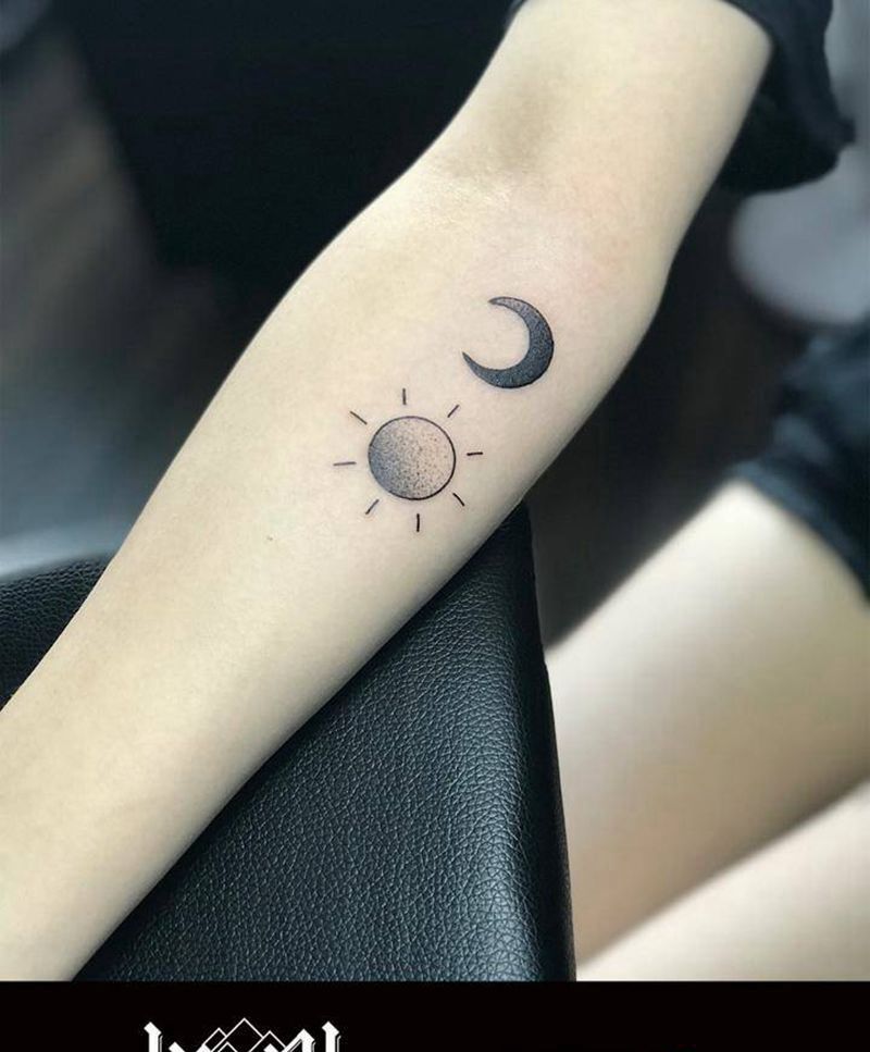 太阳月亮纹身图片_成品手臂原创静物图腾欧美清新几何纹身图案