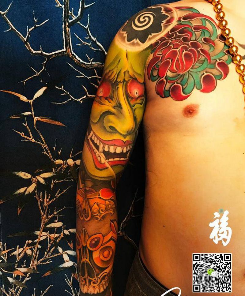 般若嘎巴拉菊花新传统花臂接半胛纹身图片_成品肩部胸部手臂传统国画鬼神人物宗教原创纹身图案