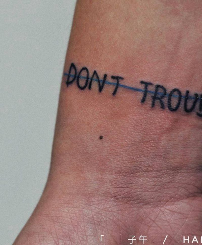 别来打扰我纹身图片_手臂字母纹身图案