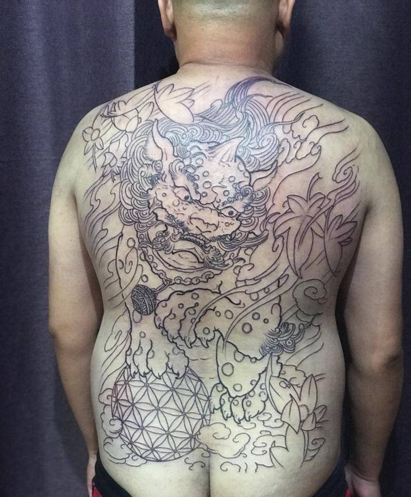 唐狮未完待续纹身图片_背部腿部老传统新传统纹身图案