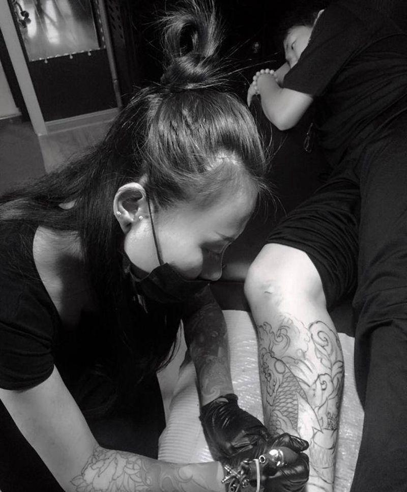 包小腿般若鲤鱼纹身图片_