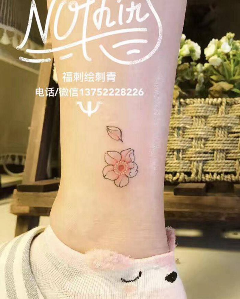 樱花纹身图片_成品腿部清新传统国画植物原创彩色女生纹身图案