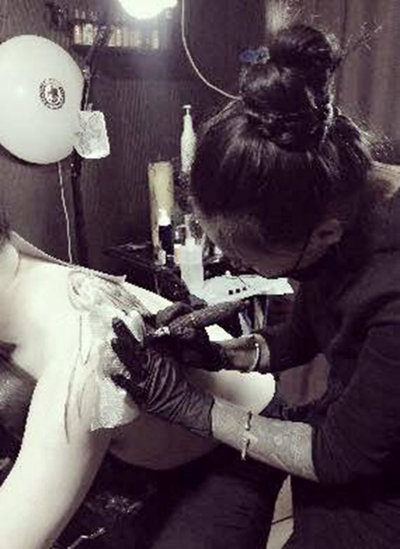 翅膀天使与魔鬼纹身图片_遮盖疤痕纹身图案