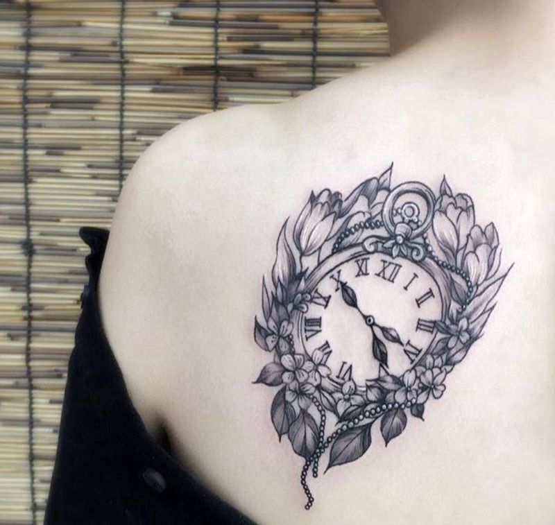 花表纹身图片_欧美几何纹身图案