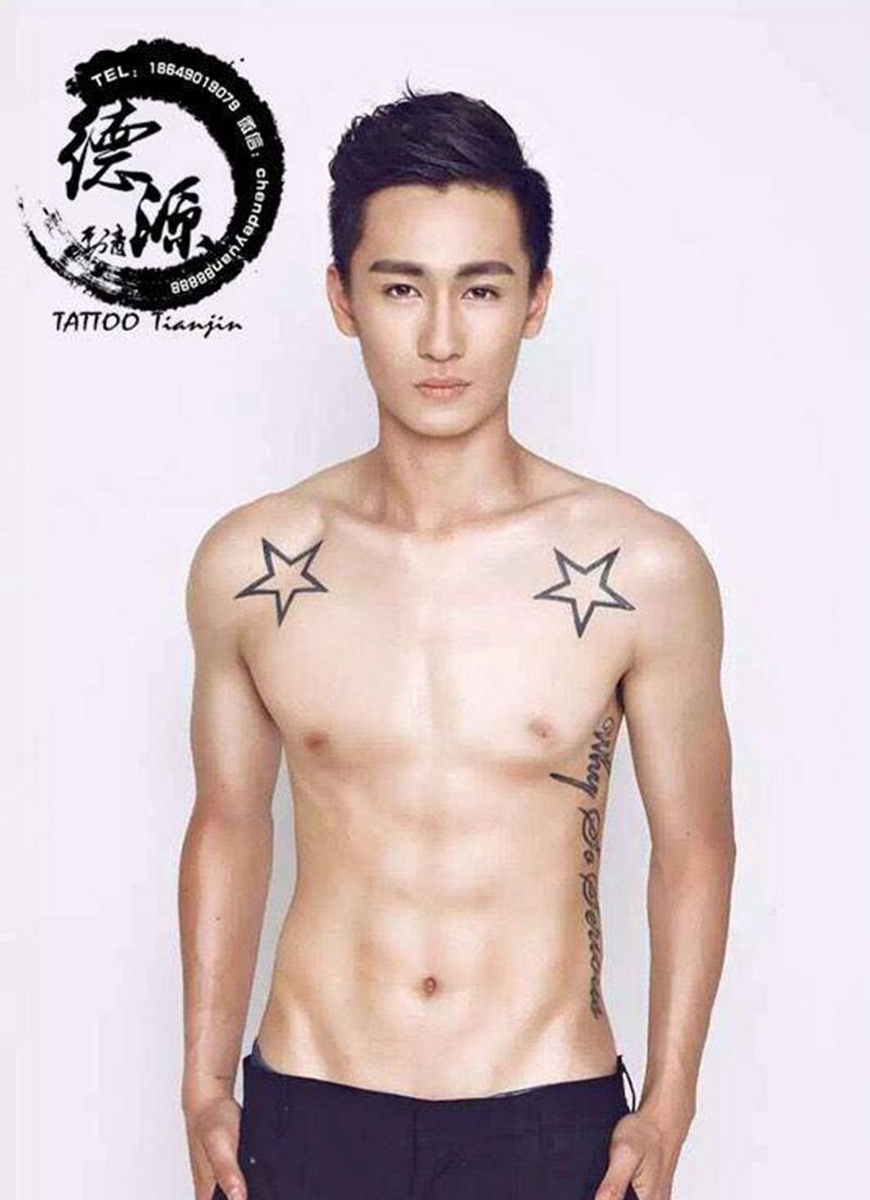 网球界的帅哥纹身图片_成品纹身图案