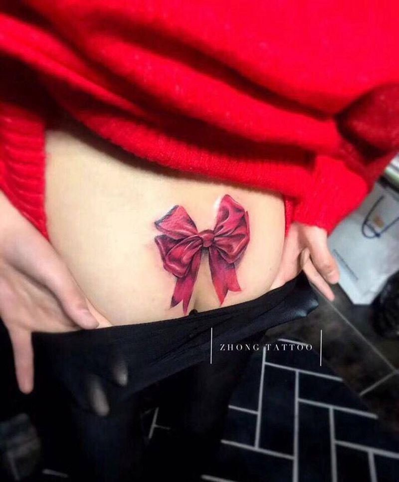 蝴蝶结纹身图片_成品腰部欧美写实贴纸几何纹身图案