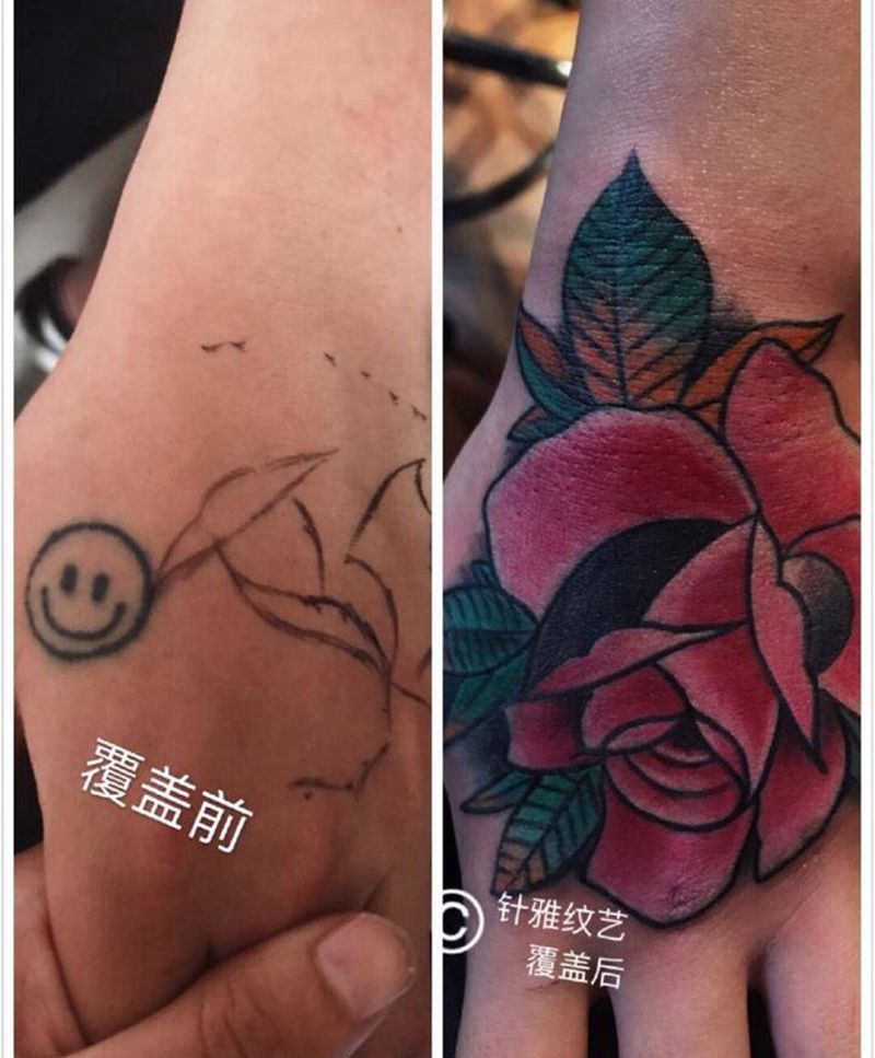 手背玫瑰纹身图片_