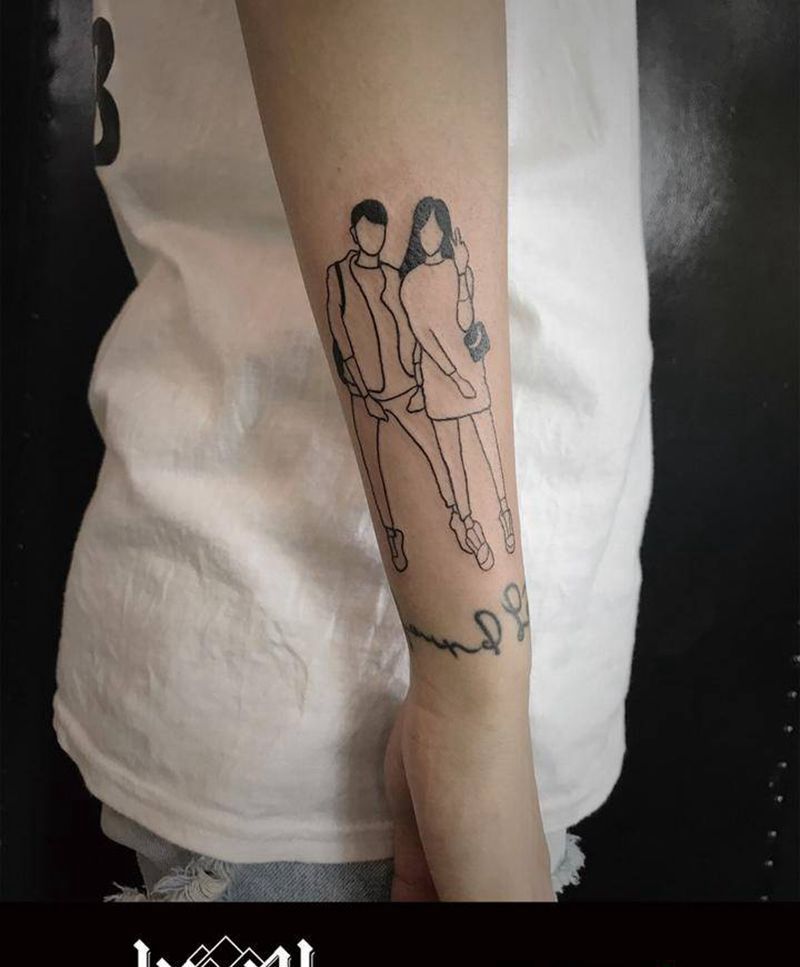 照片线条纹身图片_手稿成品插画臀部写实背部植物几何纹身图案