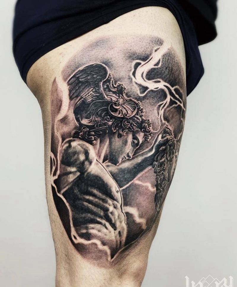 珀尔修斯纹身图片_腿部欧美写实纹身图案