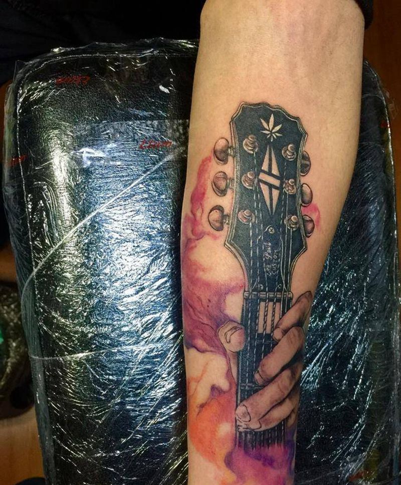 吉他水彩纹身图片_