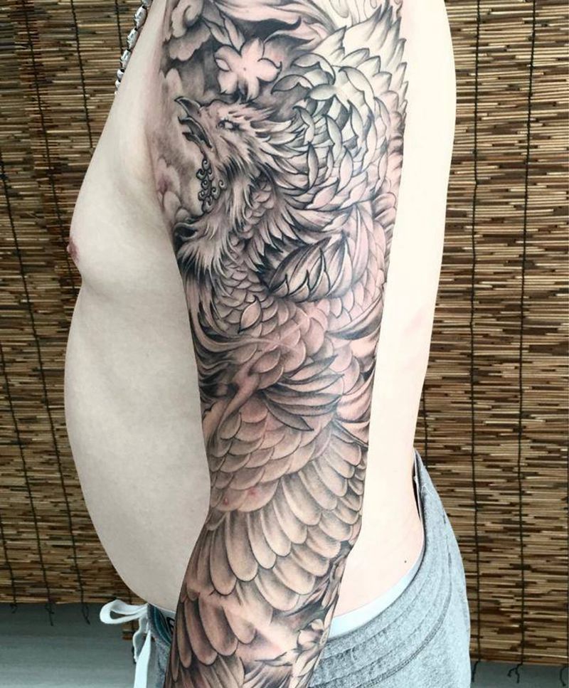 黑灰凤凰纹身图片_手臂新传统纹身图案