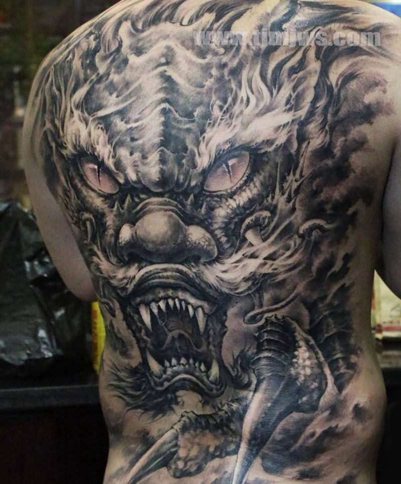 怒冲纹身图片_成品背部传统动物原创纹身图案