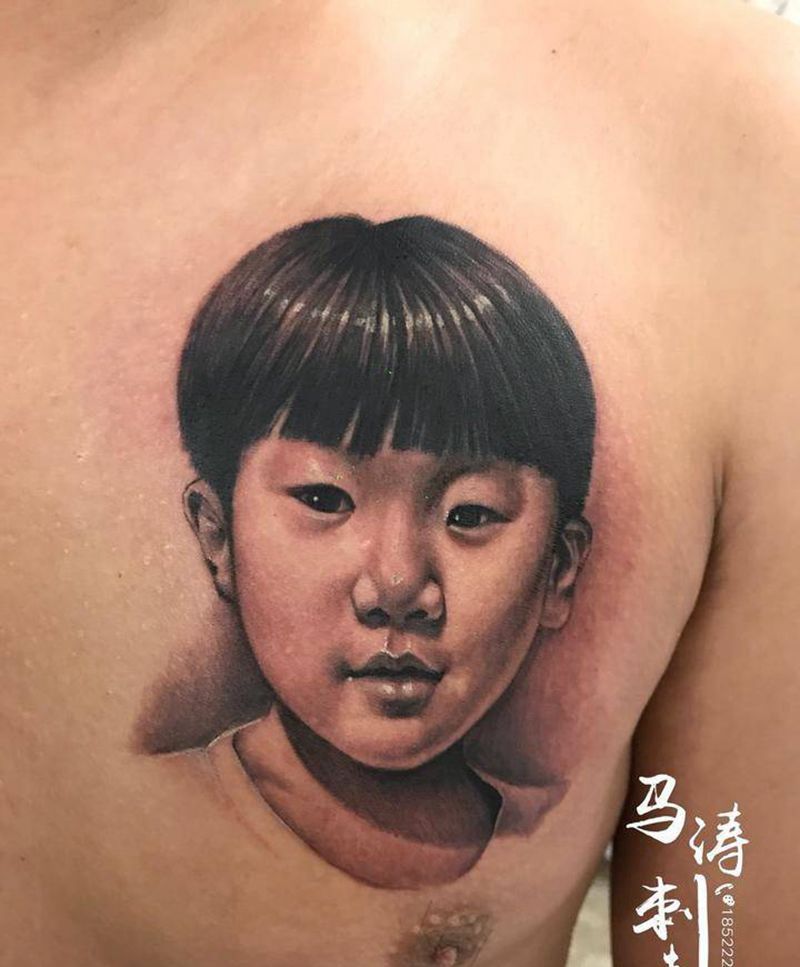 肖像纹身图片_成品胸部人物纹身图案