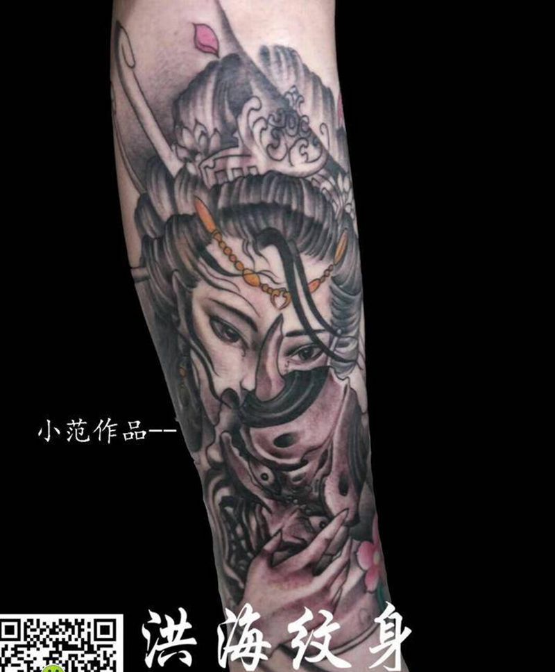 小腿艺妓纹身图片_腿部纹身图案