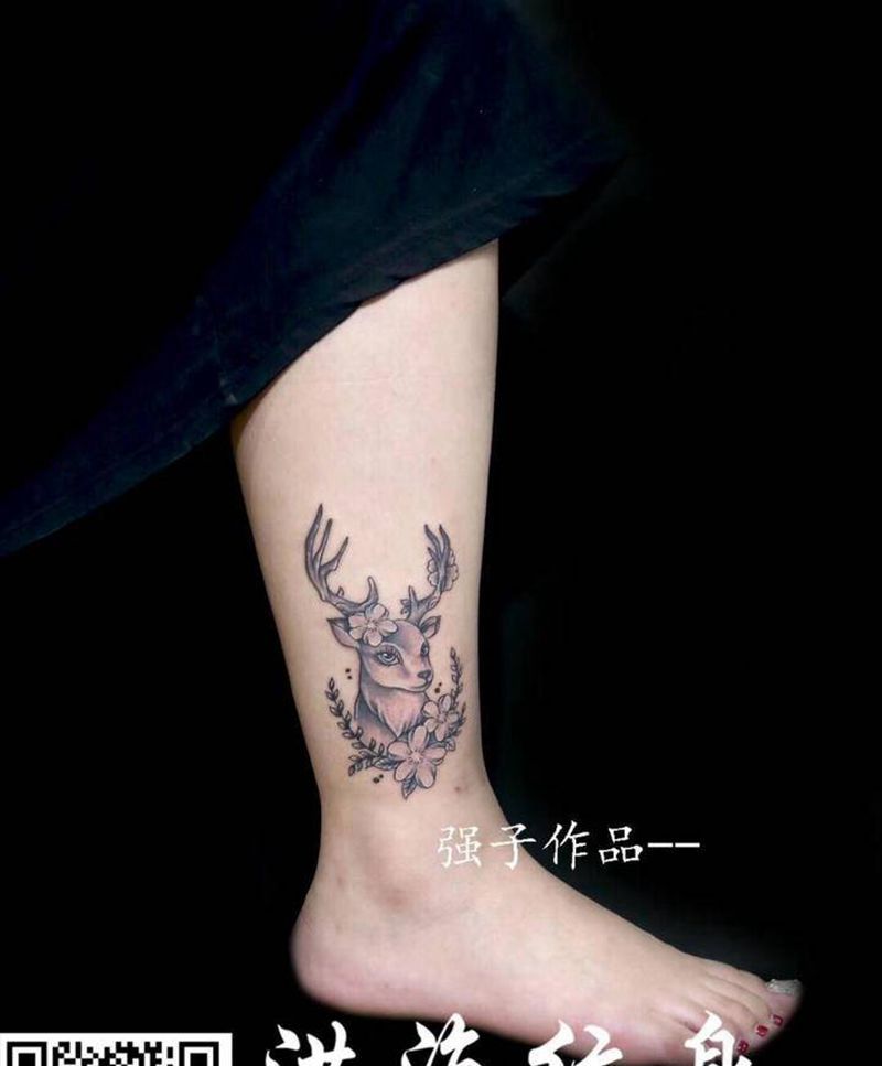 鹿纹身图片_腿部脚部老传统新传统纹身图案
