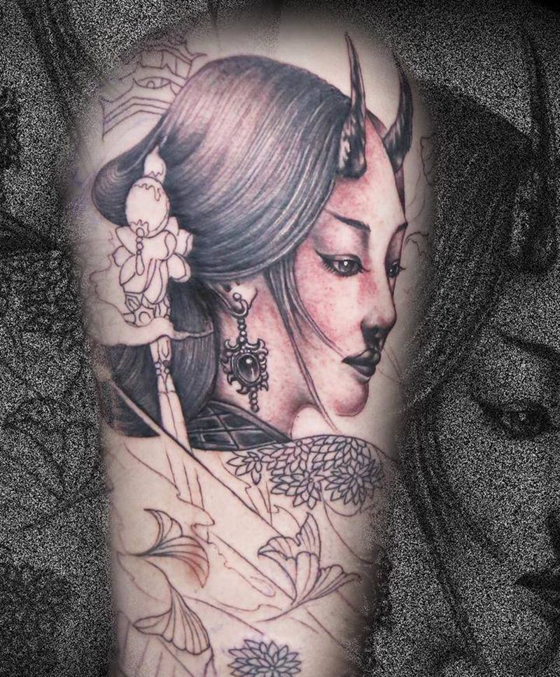 龙女纹身图片_腿部老传统新传统纹身图案