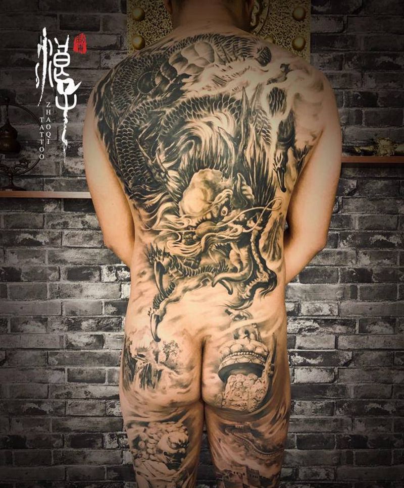 龙游华夏纹身图片_背部新传统龙遮盖纹身图案