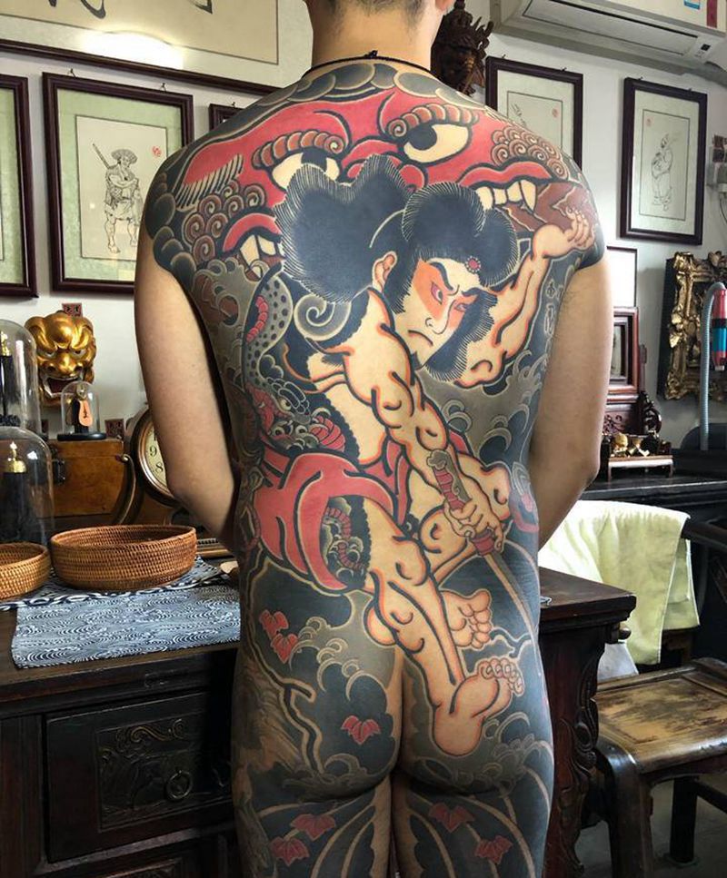 張順破水門纹身图片_背部老传统人物纹身图案