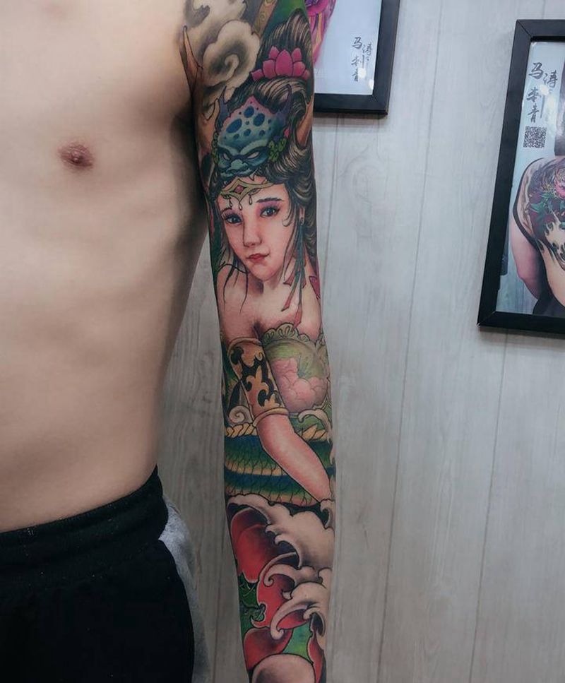 小龙女纹身纹身图片_手臂肩部新传统水彩纹身图案