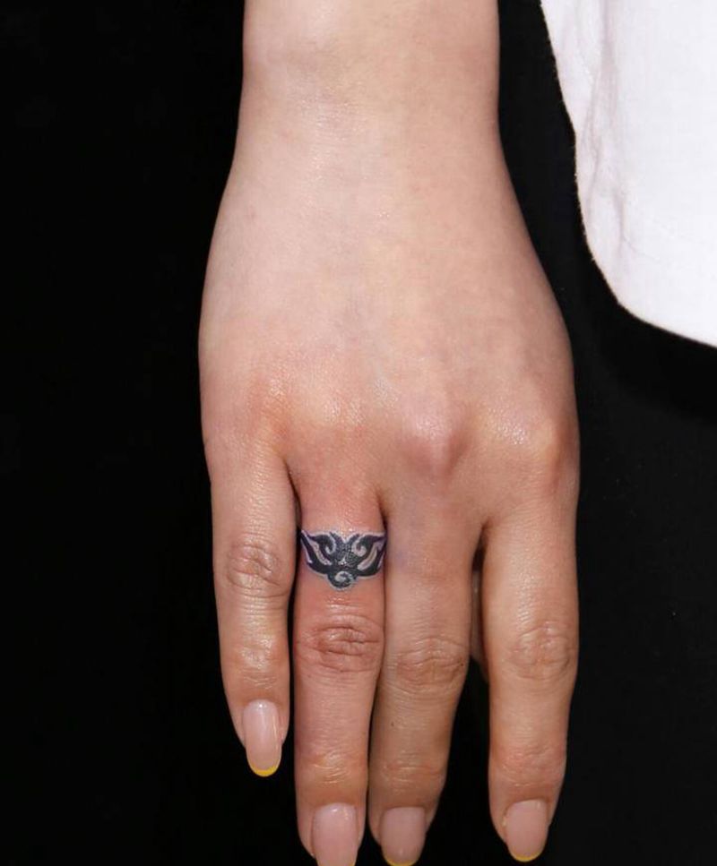 图腾遮盖纹身图片_手部图腾新传统纹身图案