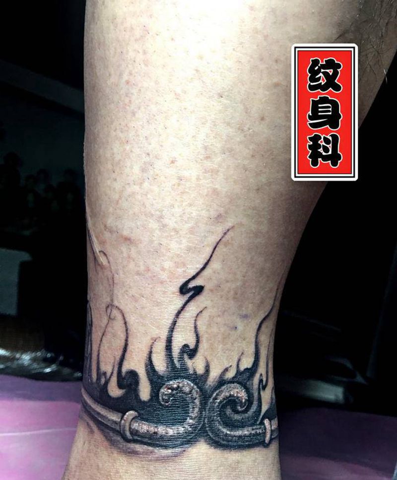 金箍纹身图片_腿部新传统金箍大话西游纹身图案