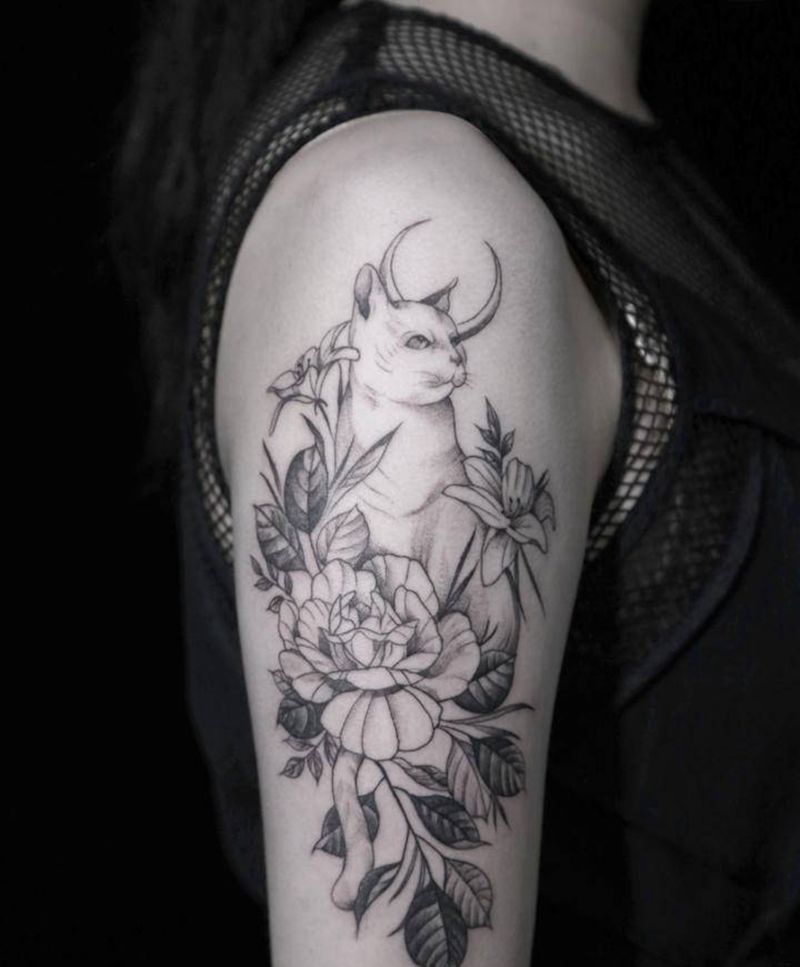 猫咪纹身图片_手臂点刺纹身图案