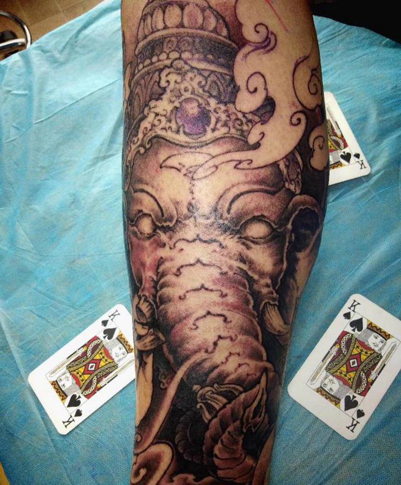 象神纹身图片_腿部新传统象神纹身图案