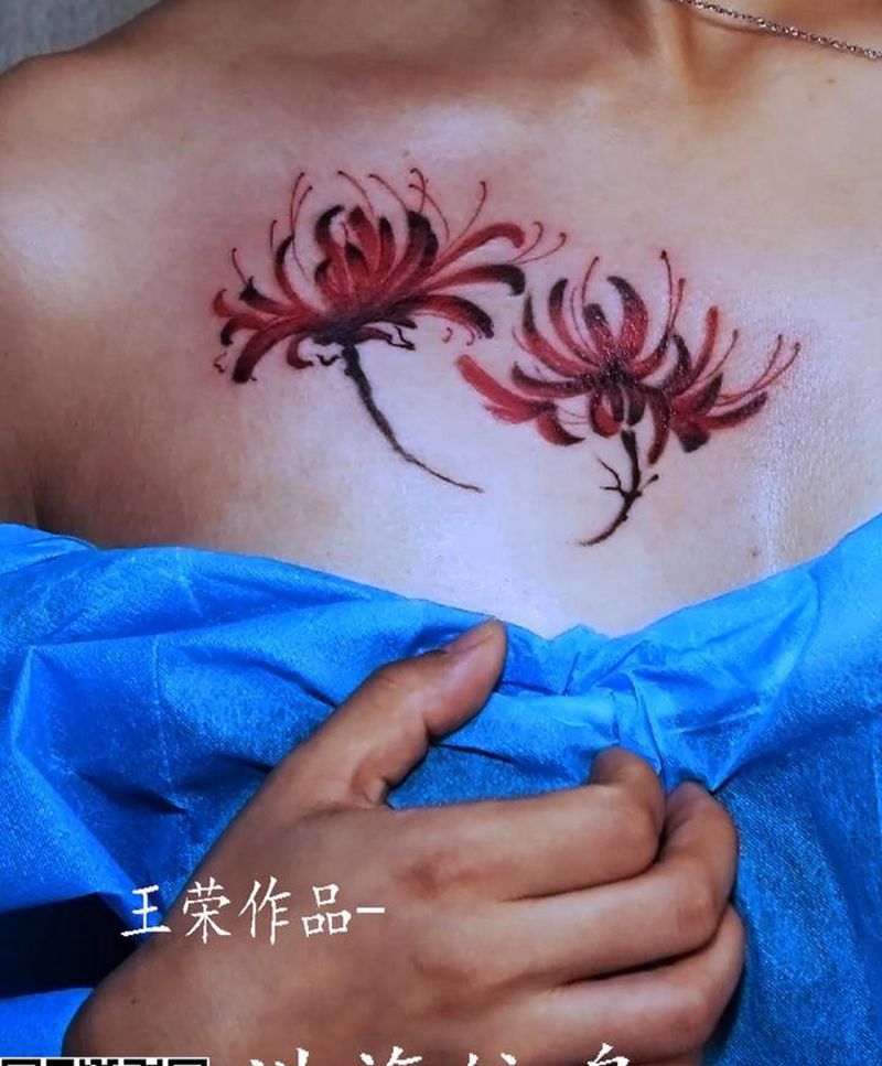彼岸花纹身图片_胸部纹身图案