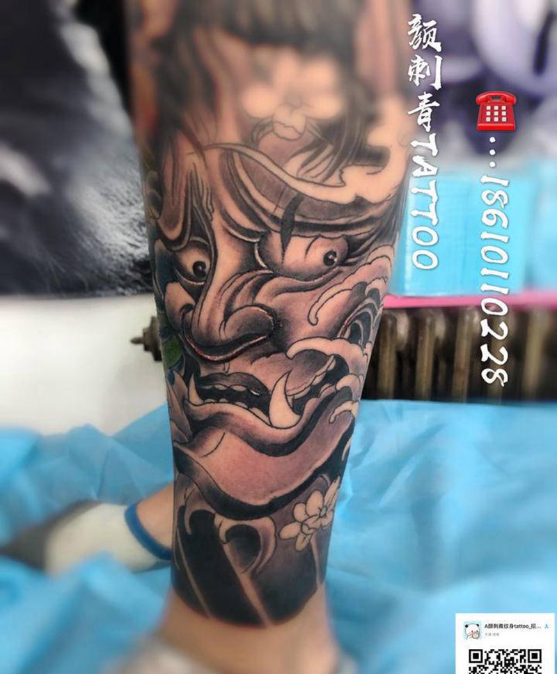 小腿般若纹身图片_脚部纹身图案