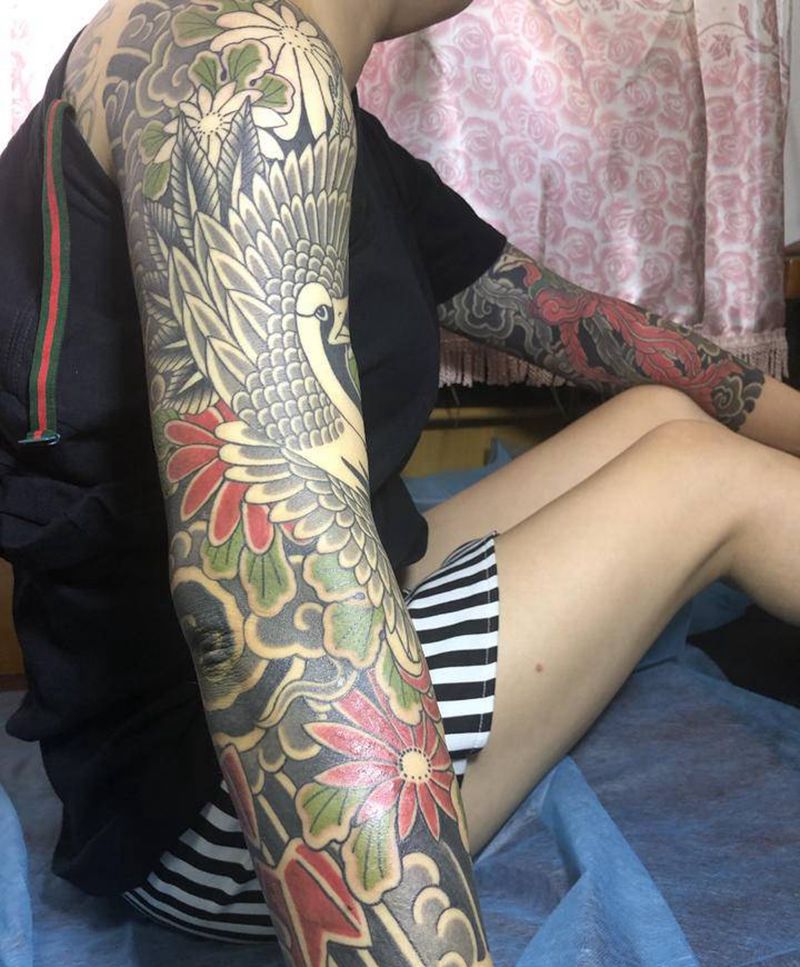 女士花臂（未完成）l纹身图片_手臂肩部老传统纹身图案