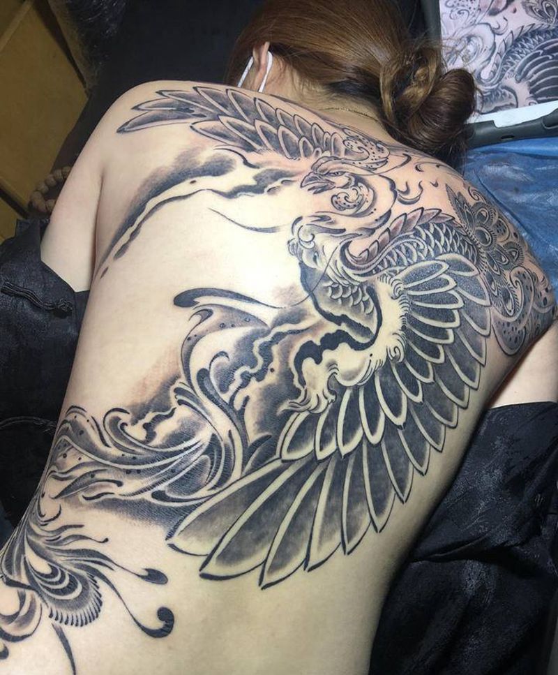 鳳凰纹身图片_背部水墨纹身图案